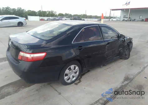 2009 Toyota Camry Base z USA, uszkodzony, nr VIN 4T1BE46K59U294801